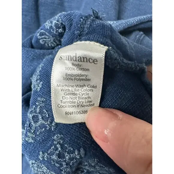 Sundance XS Indigo Days Embroidered Relaxed Fit Turtleneck Sweatshirt Women A58 - Picture 4 of 7